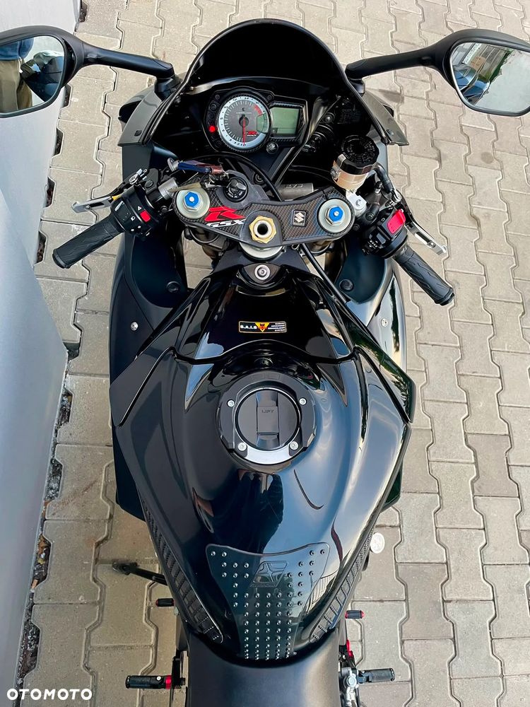 Suzuki GSX-R - 16