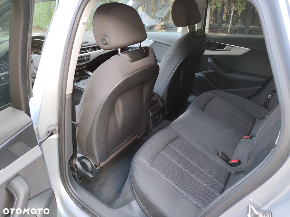 Audi A4 Avant 2.0 TDI S tronic quattro - 23
