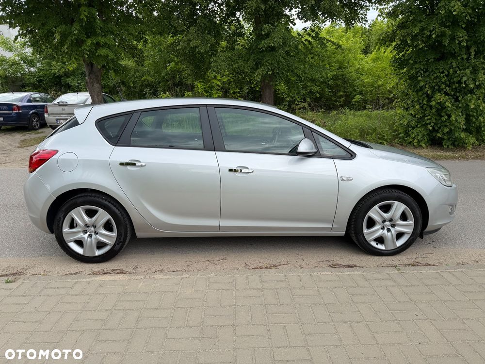 Opel Astra 1.4 Turbo - 7