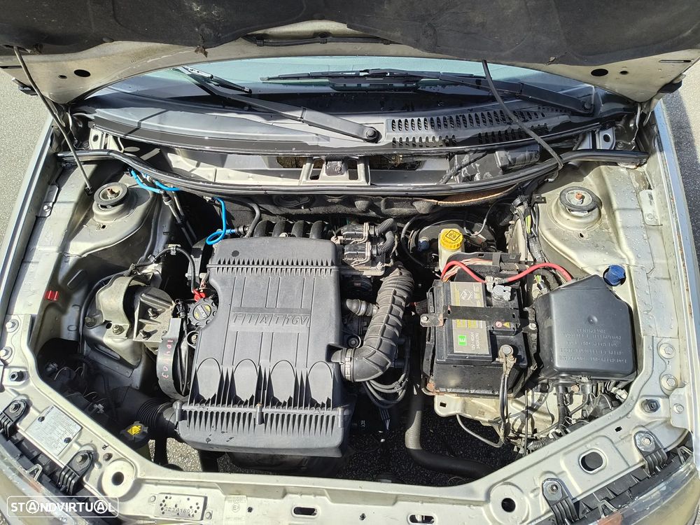 Fiat Punto 1.2 16V ELX - 23