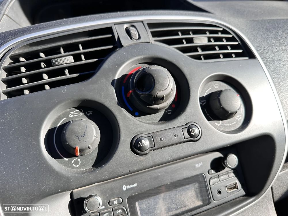 Renault KANGOO 1.5 DCI 3 LUGARES C/ AC - 14