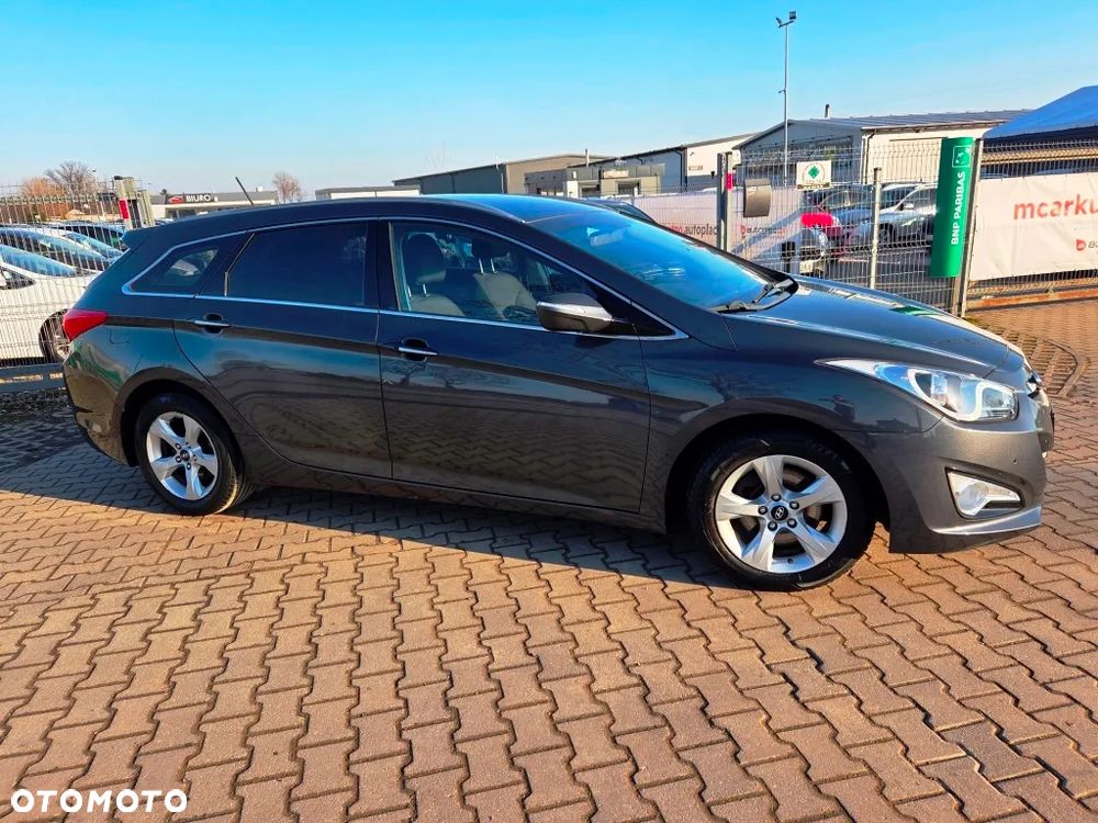 Hyundai i40 Kombi blue 1.7 CRDi Style - 4