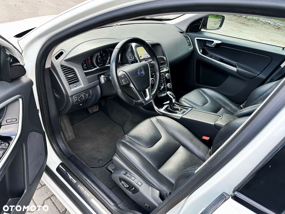 Volvo XC 60 T5 AWD Geartronic Linje Inscription - 9