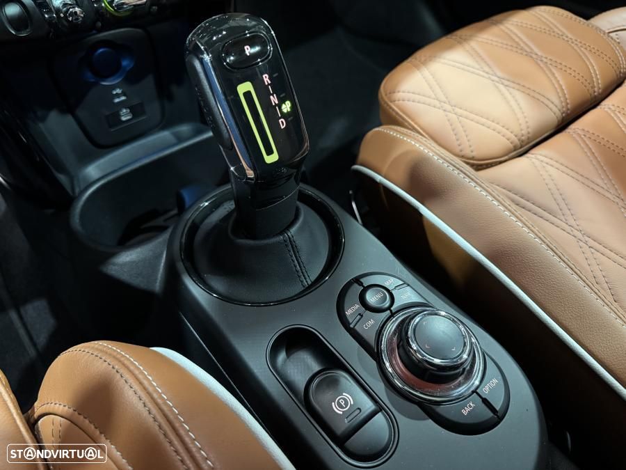 MINI 3 Portas Cooper SE Camden Edition - 20