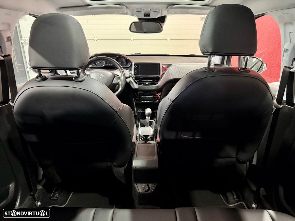 Peugeot 2008 1.2 PureTech Crossway EAT6 - 23