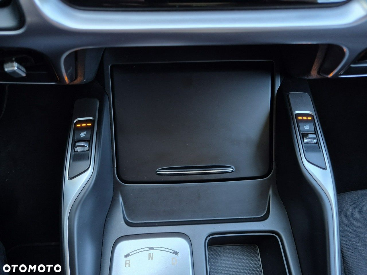 Kia Sorento - 33