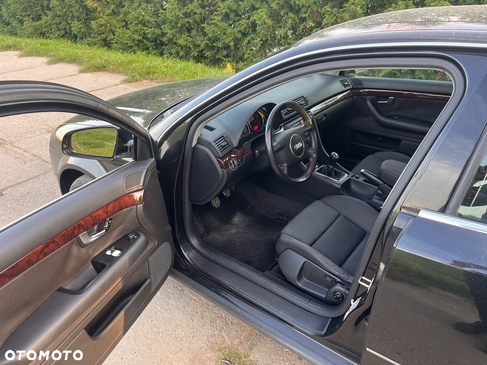 Audi A4 Limousine 2 - 11