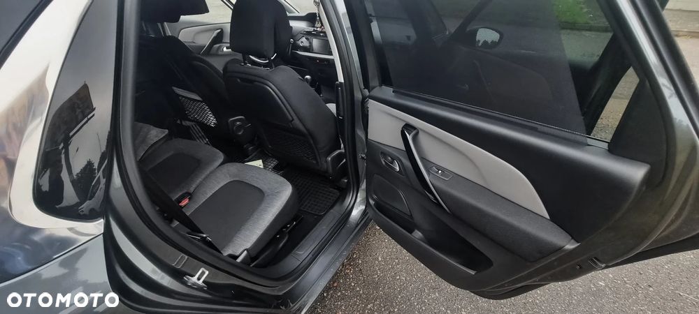Citroën C4 Picasso 1.6 BlueHDi MoreLife - 12