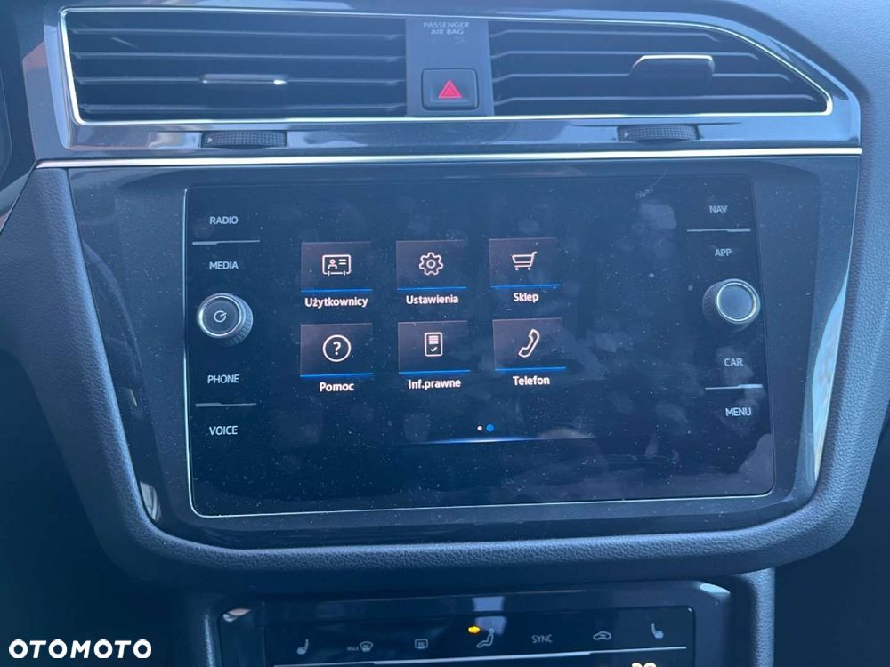 Volkswagen Tiguan 2.0 TDI SCR Elegance DSG - 18