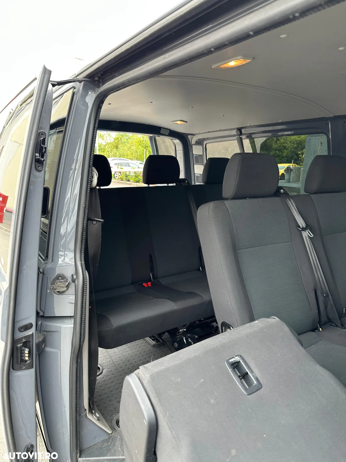 Volkswagen Transporter Kombi T6.1 2.0 TDI 110 kW KR - 12