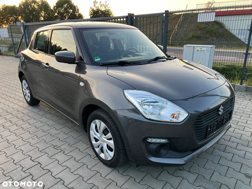 Suzuki Swift - 4