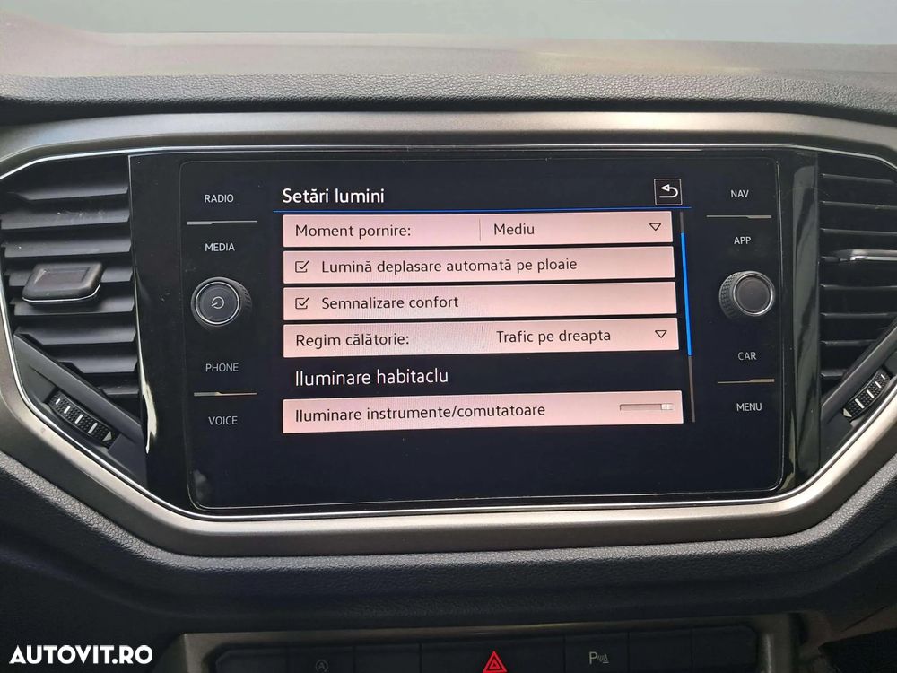 Volkswagen T-Roc 2.0 TDI 4Mot DSG Design - 12