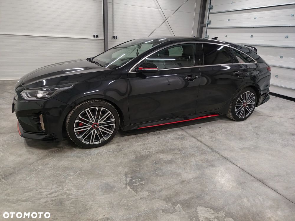 Kia ProCeed 1.6 T-GDI GT DCT - 6