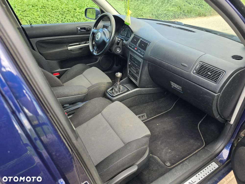 Volkswagen Golf - 12