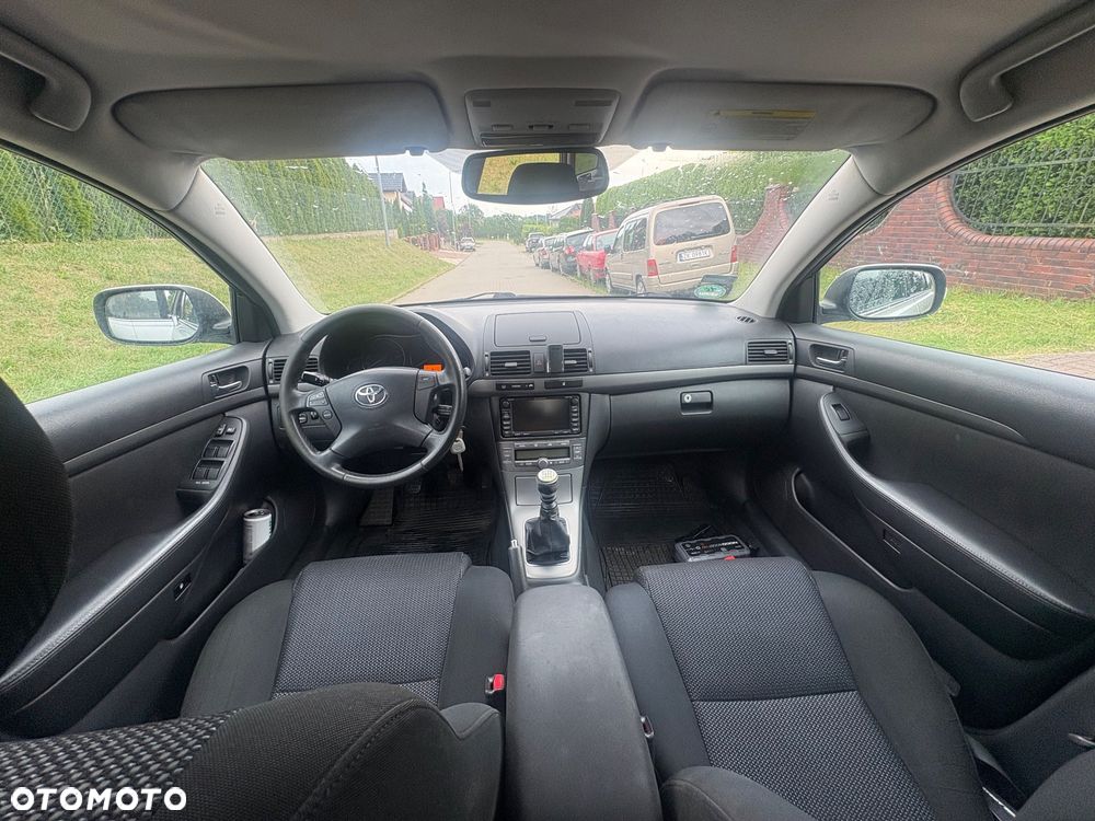 Toyota Avensis 2.0 D-4D Team - 15