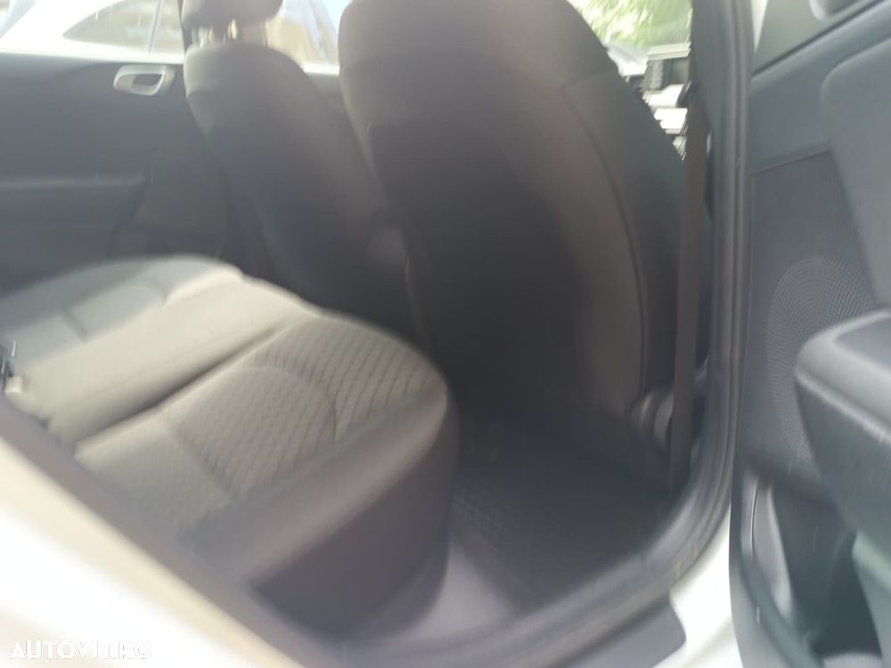 Kia Ceed 1.5 T-GDI Best - 10
