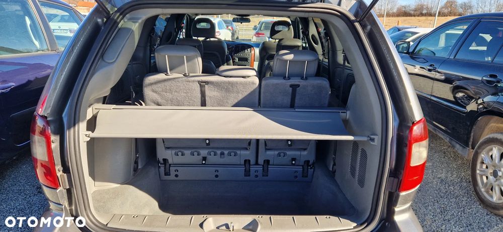Chrysler Grand Voyager 2.8 CRD Automatik Limited - 11