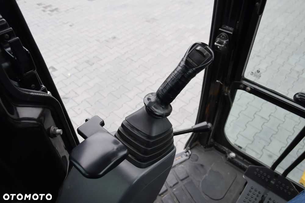 Caterpillar 303E / MINI KOPARKA / GĄSIENICE / 3374 MTH / DODATKOWY OSPRZĘT / SPROWADZONA - 30