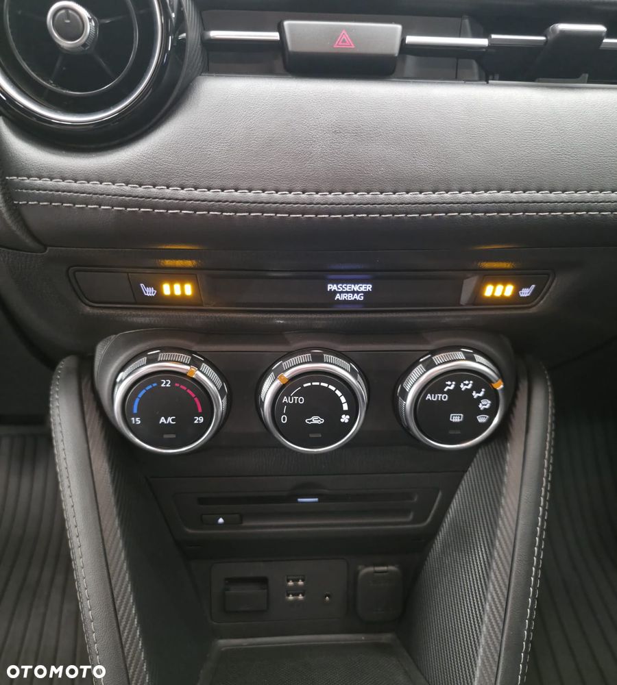 Mazda 2 1.5 Skypassion i-ELoop - 32
