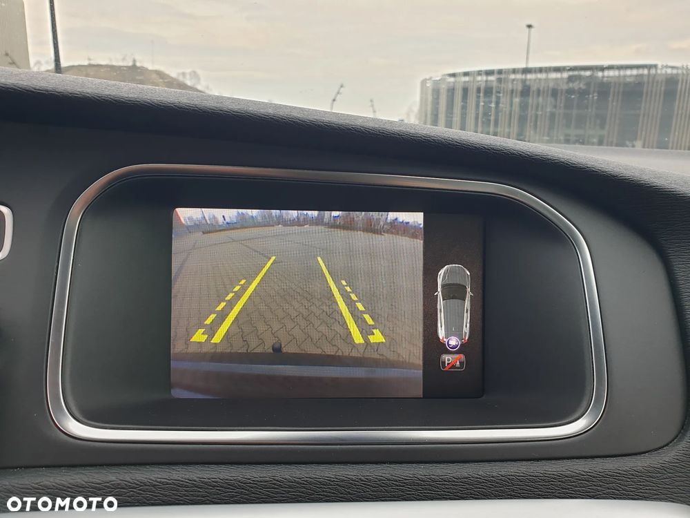 Volvo V40 D3 Inscription - 26