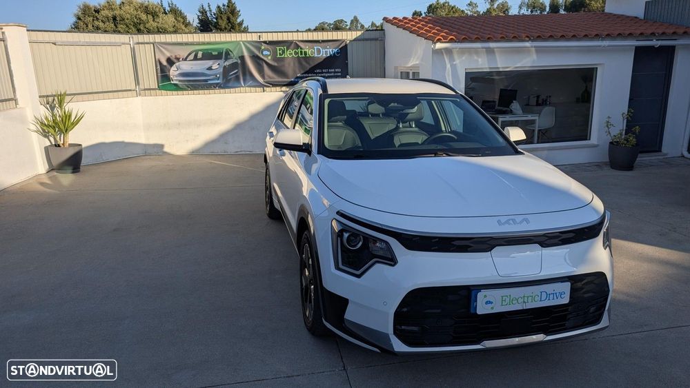 Kia Niro EV 64kWh Drive - 1