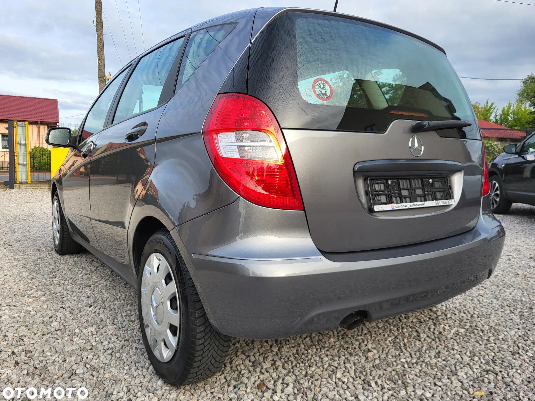 Mercedes-Benz Klasa A 160 Classic BlueEff EU5 - 13