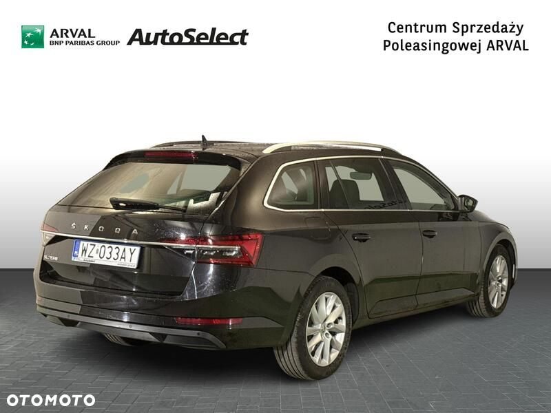Skoda Superb 2.0 TDI SCR Style DSG - 6
