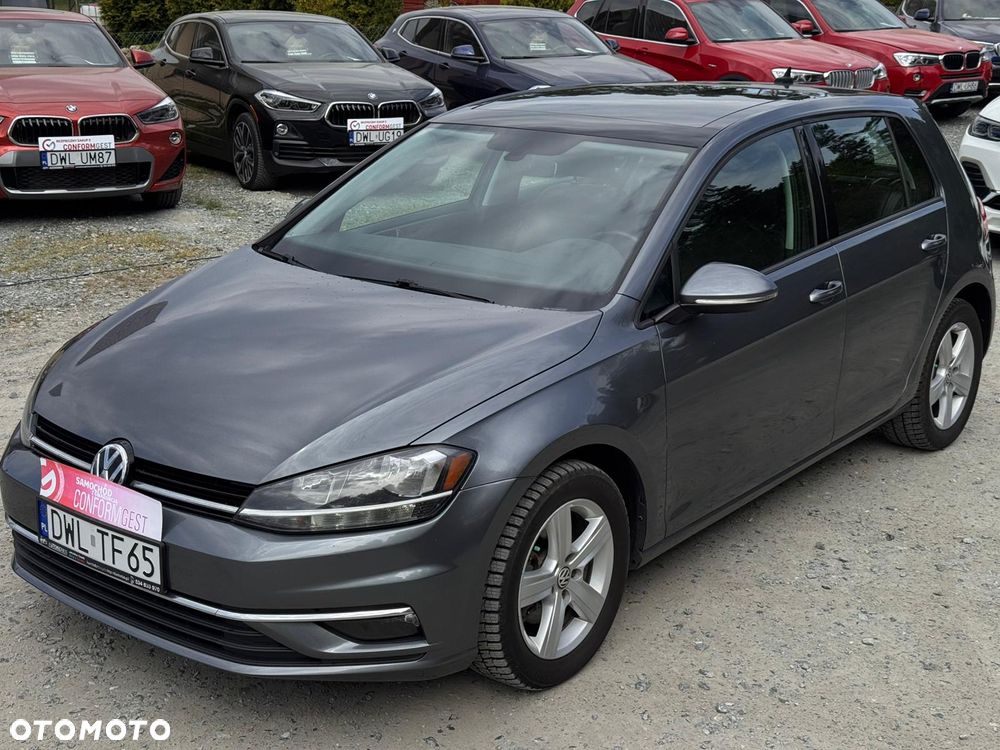 Volkswagen Golf - 4