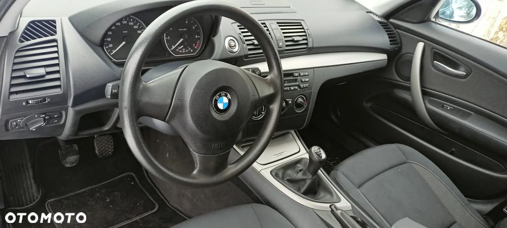 BMW Seria 1 - 18