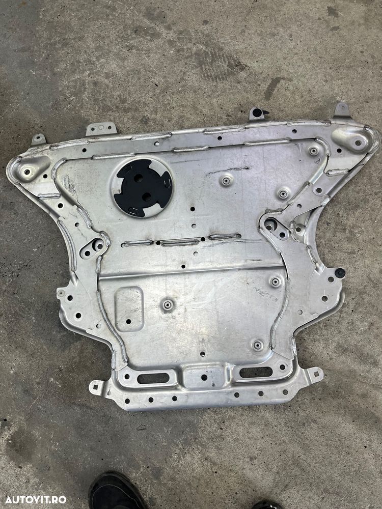 Scut motor aluminiu BMW g11 g12 g30 g31 - 1