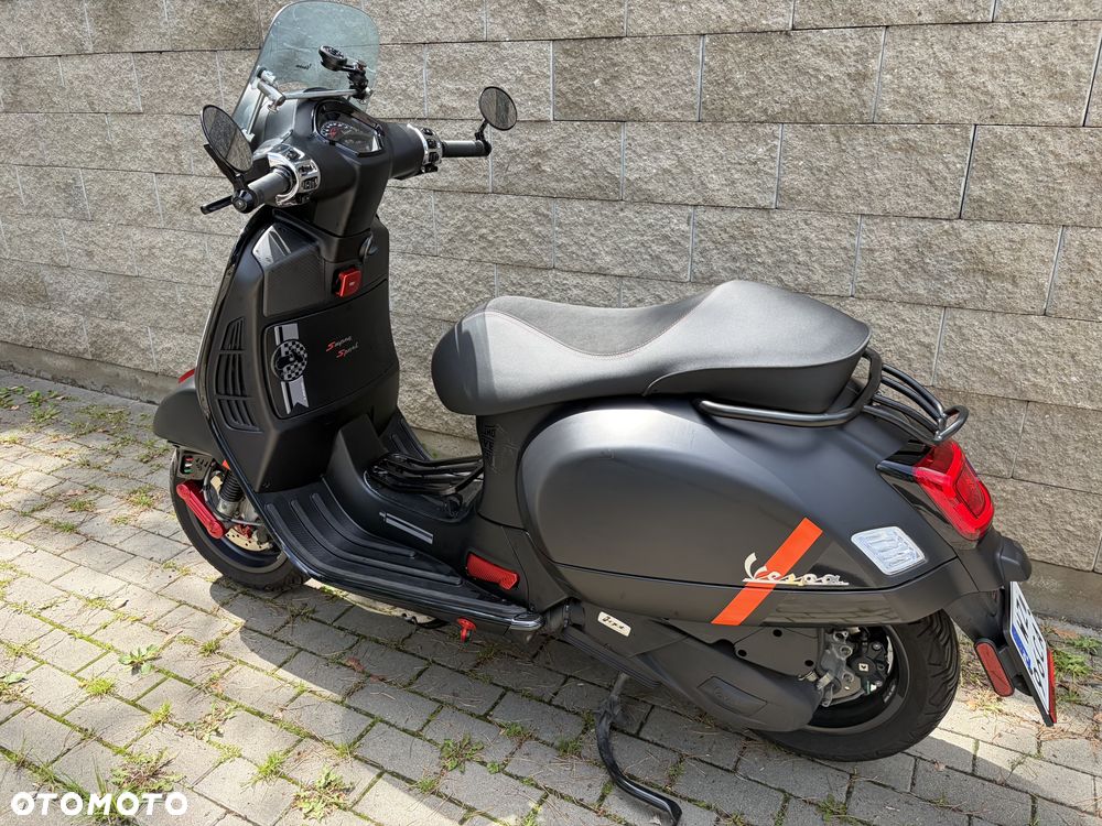 Vespa GTS - 7