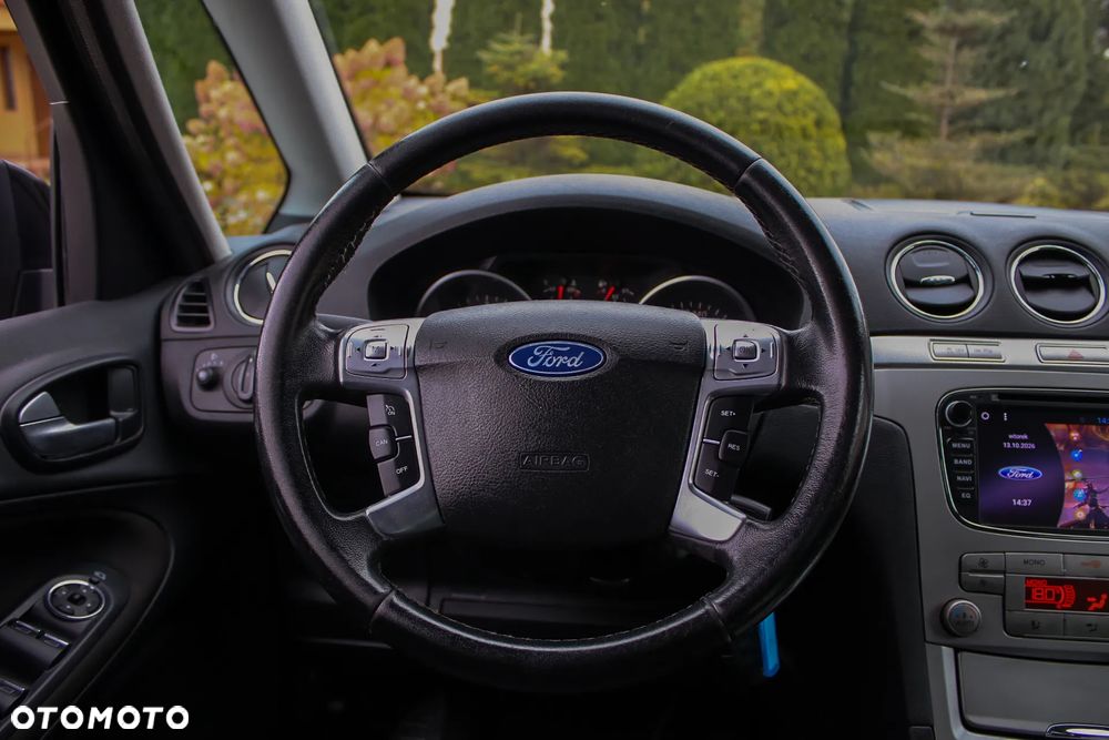 Ford Galaxy 2.0 TDCi Titanium - 38