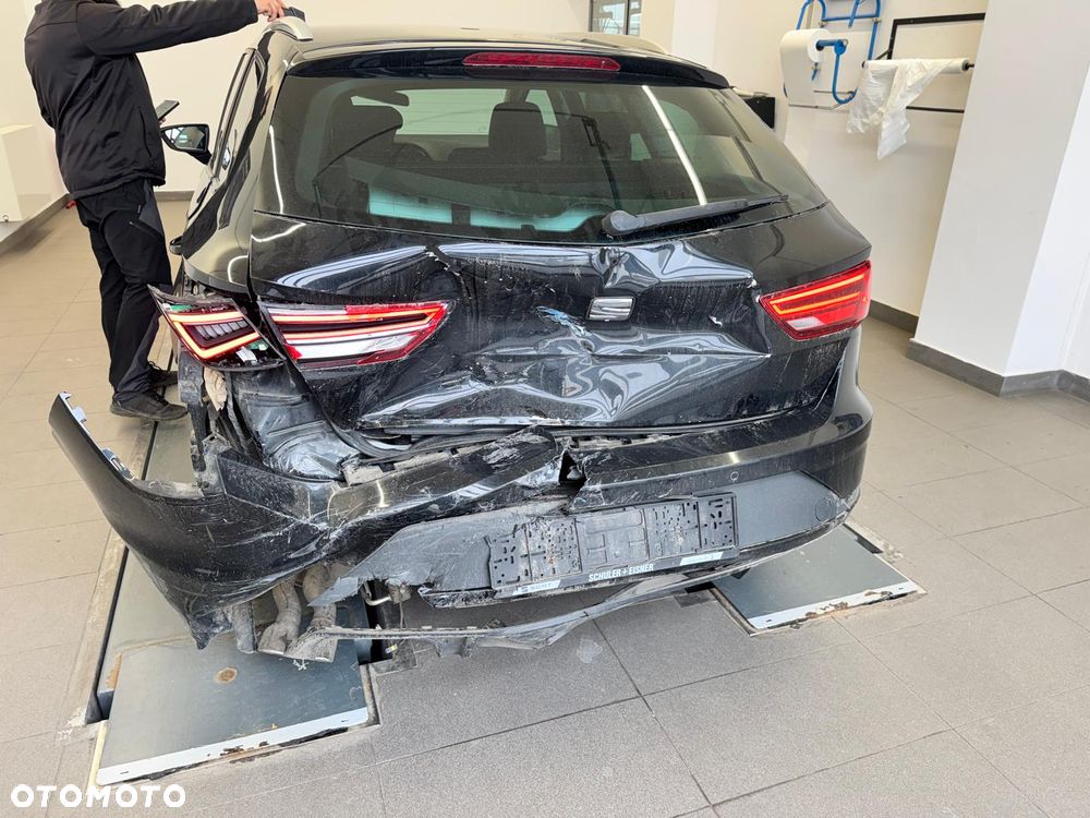 Seat Leon 2.0 TDI FR Black S&S - 3