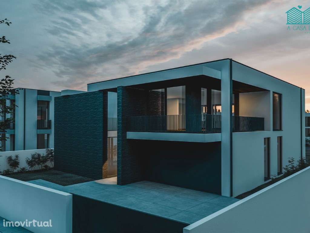 Moradia T5 com Piscina e Terreno em Aveiro - Grande imagem: 3/12