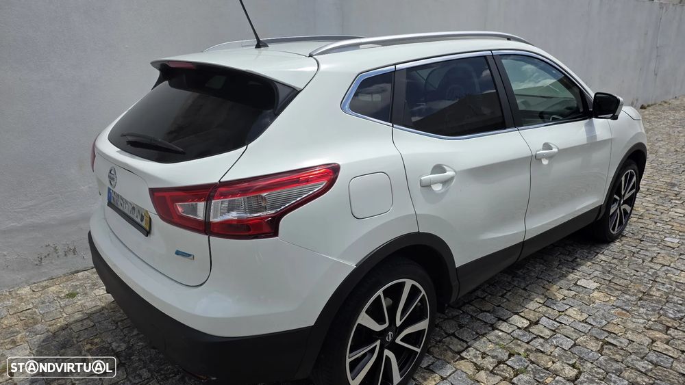 Nissan Qashqai 1.5 dCi Tekna Premium Pele S P.Preta - 4