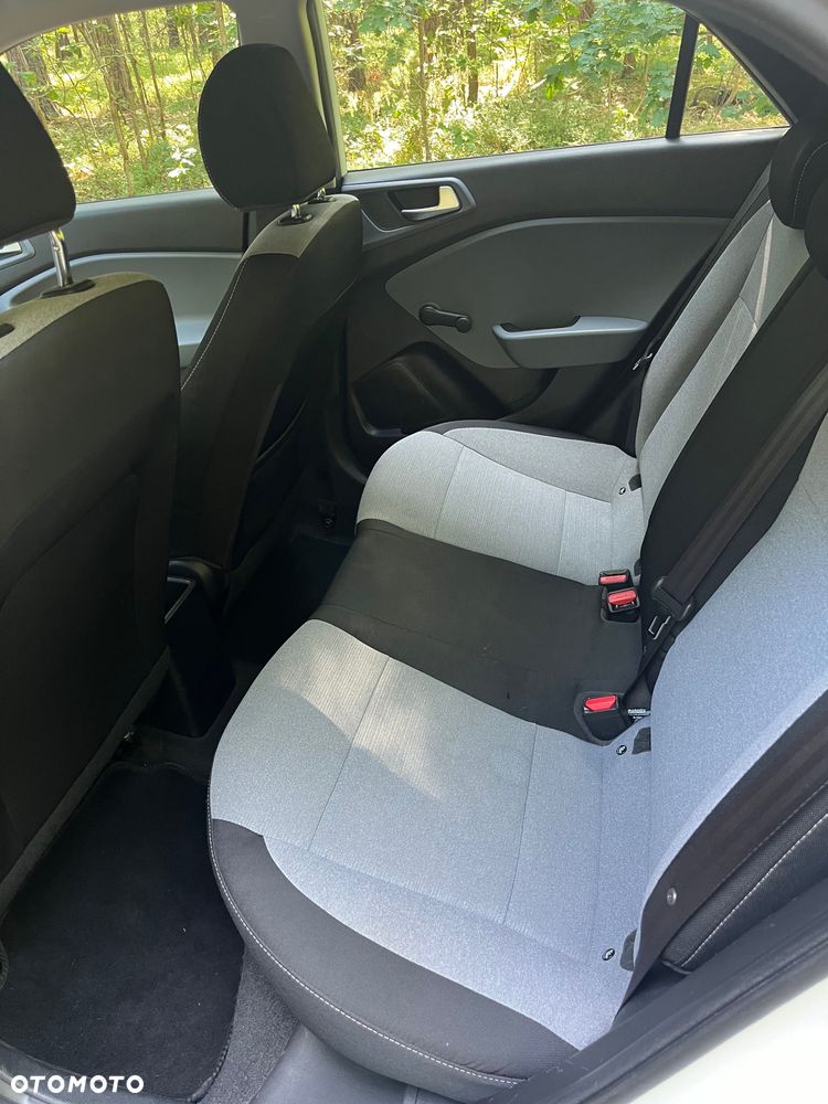Hyundai i20 - 8