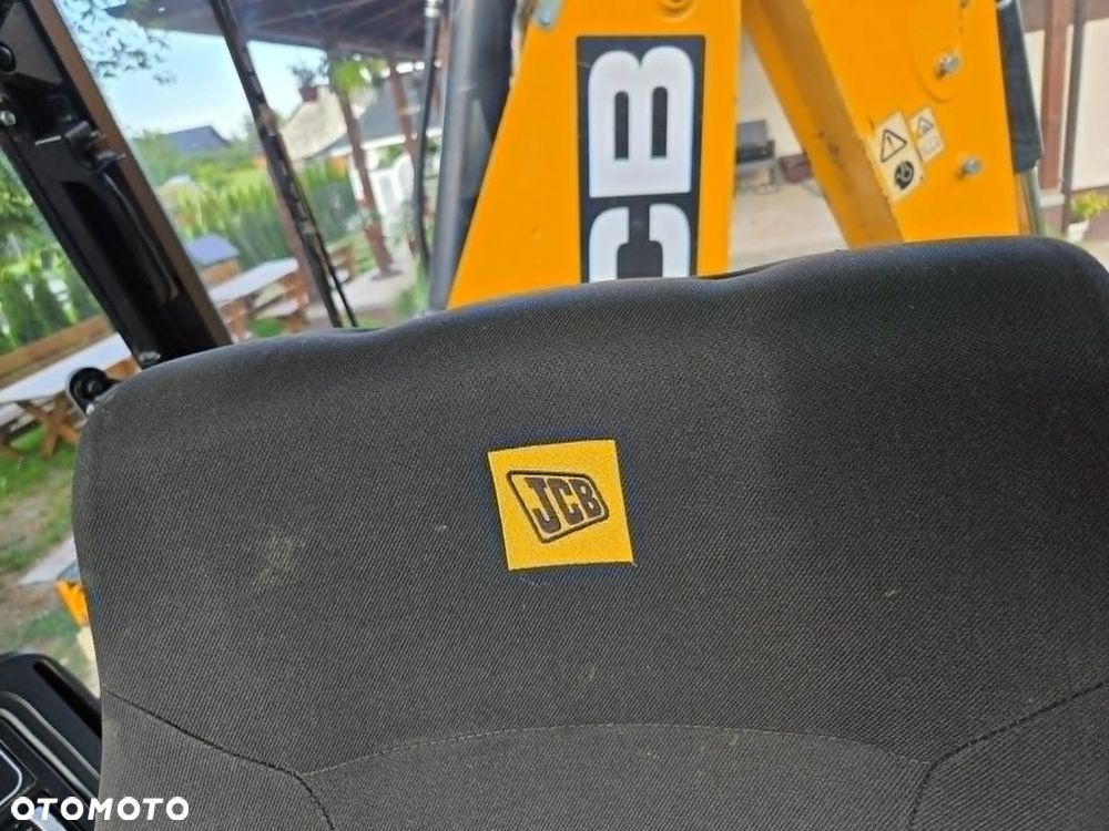 JCB 3CX - 20