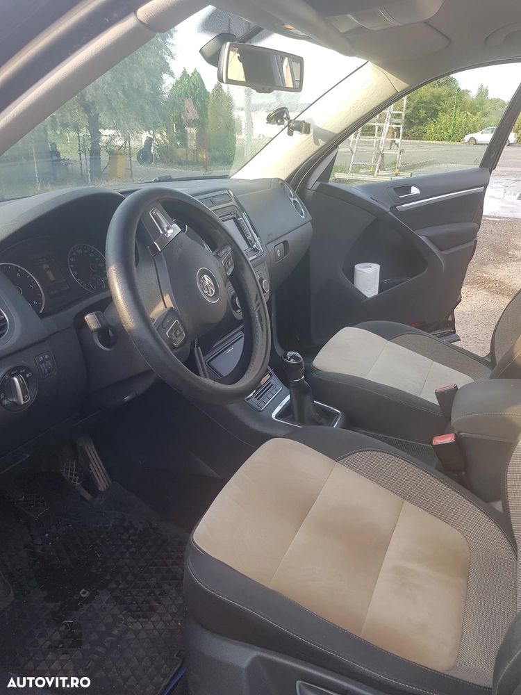 Volkswagen Tiguan 2.0 TDI CR DPF 4Motion Track&Field - 4