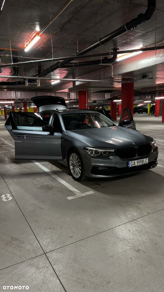 BMW Seria 5 520d Sport Line sport - 11