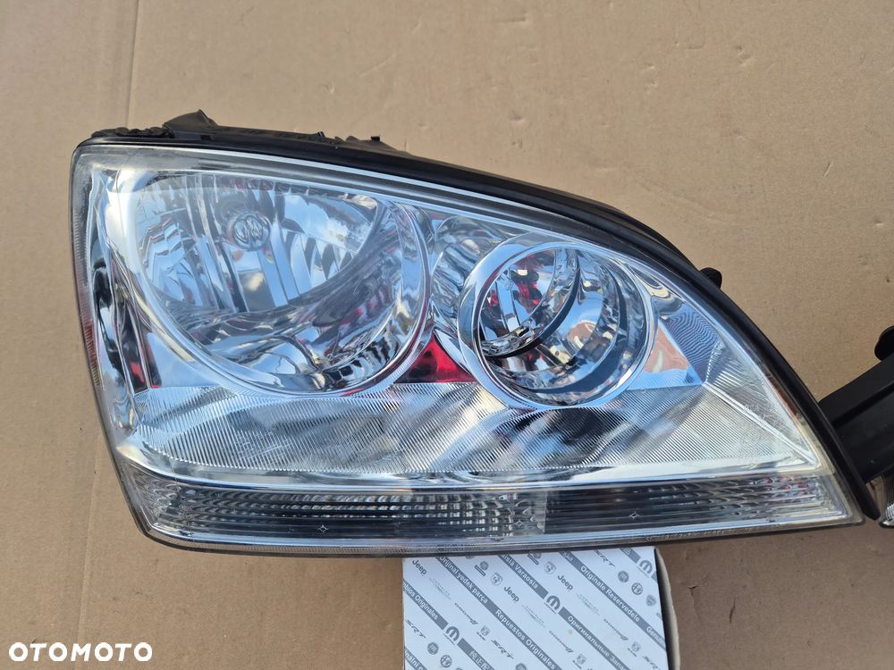 KIA Sorento I komplet lamp.Reflektory.2002-2007 - 2