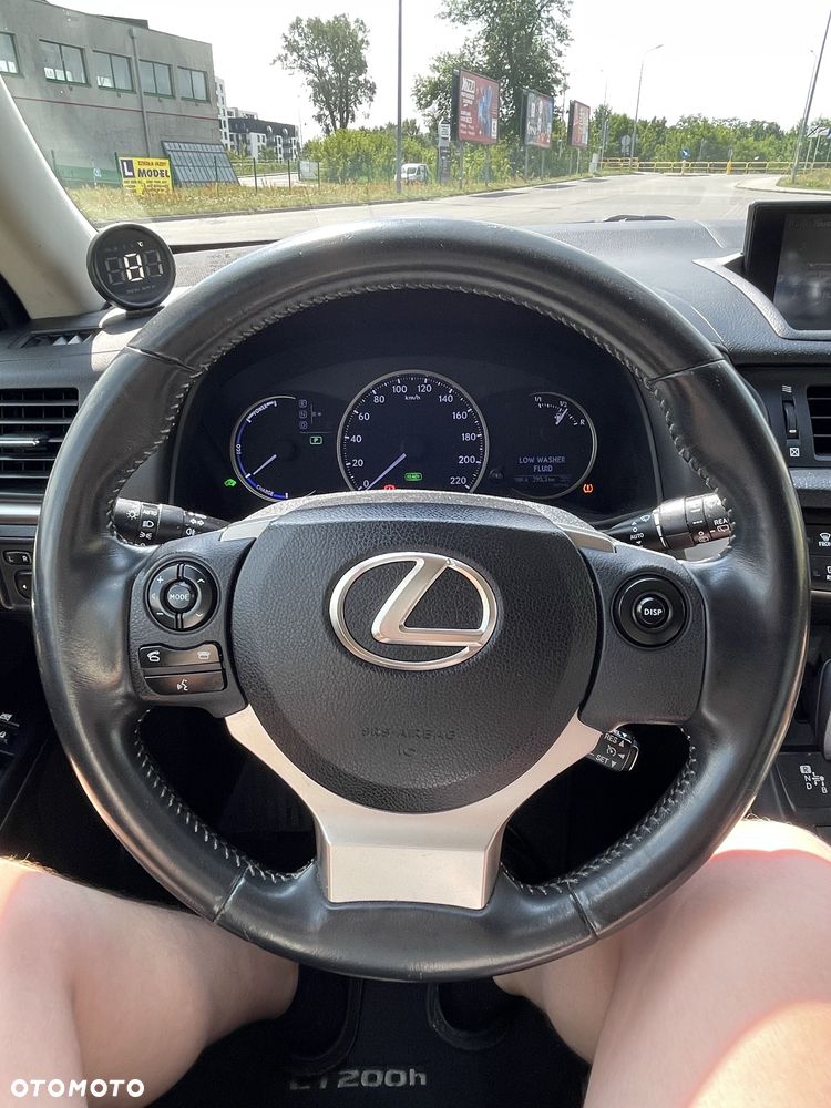 Lexus CT - 6