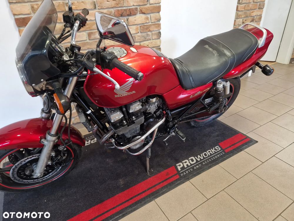 Honda CB - 10