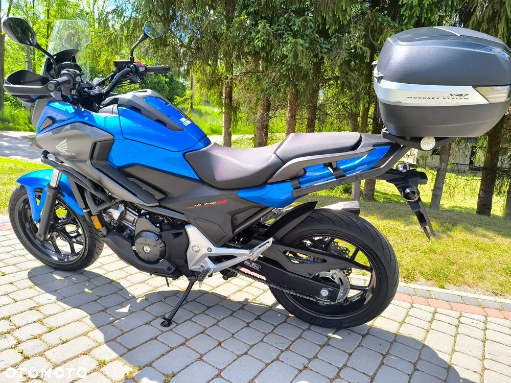 Honda NC - 12
