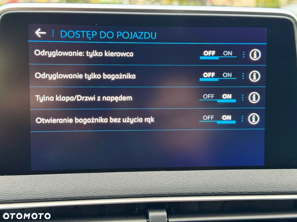 Peugeot 5008 1.6 BlueHDI Allure S&S EAT6 - 27