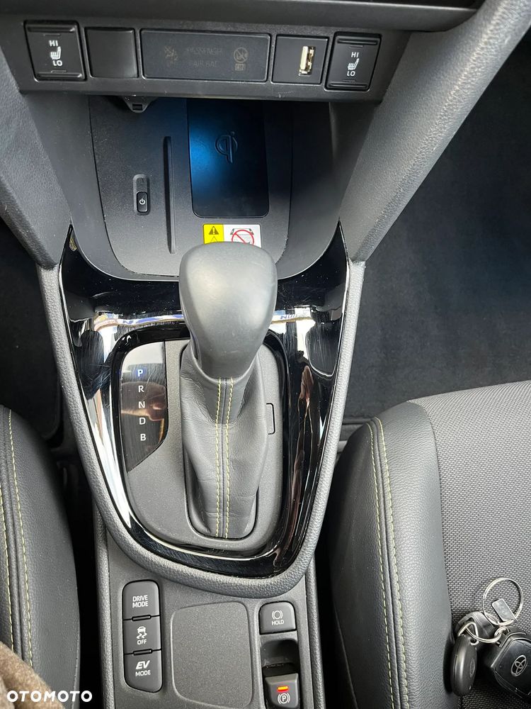 Toyota Yaris Cross Hybrid 1.5 Adventure - 18