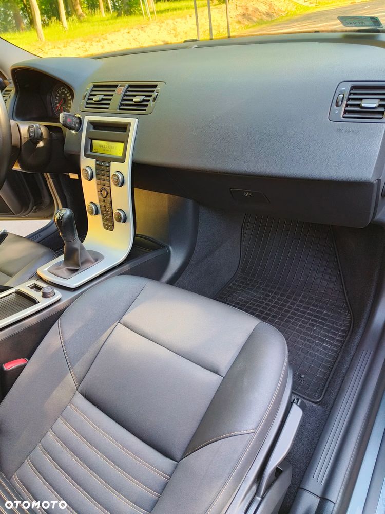 Volvo V50 2.0D Kinetic - 19