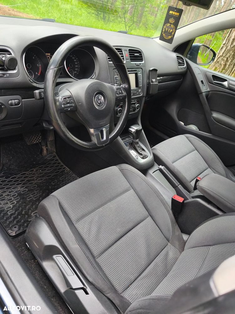 Volkswagen Golf 2.0 TDI DSG Individual - 3