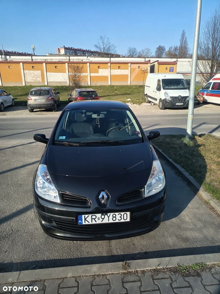 Renault Clio 1.2 16V All Inclusive - 1