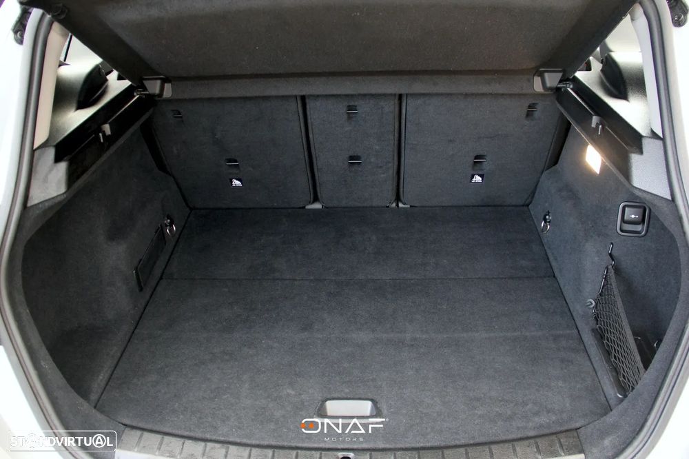 BMW 216 Active Tourer d Line Sport - 24