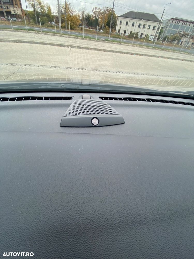 Ford Fiesta 1.0 EcoBoost Titanium - 14